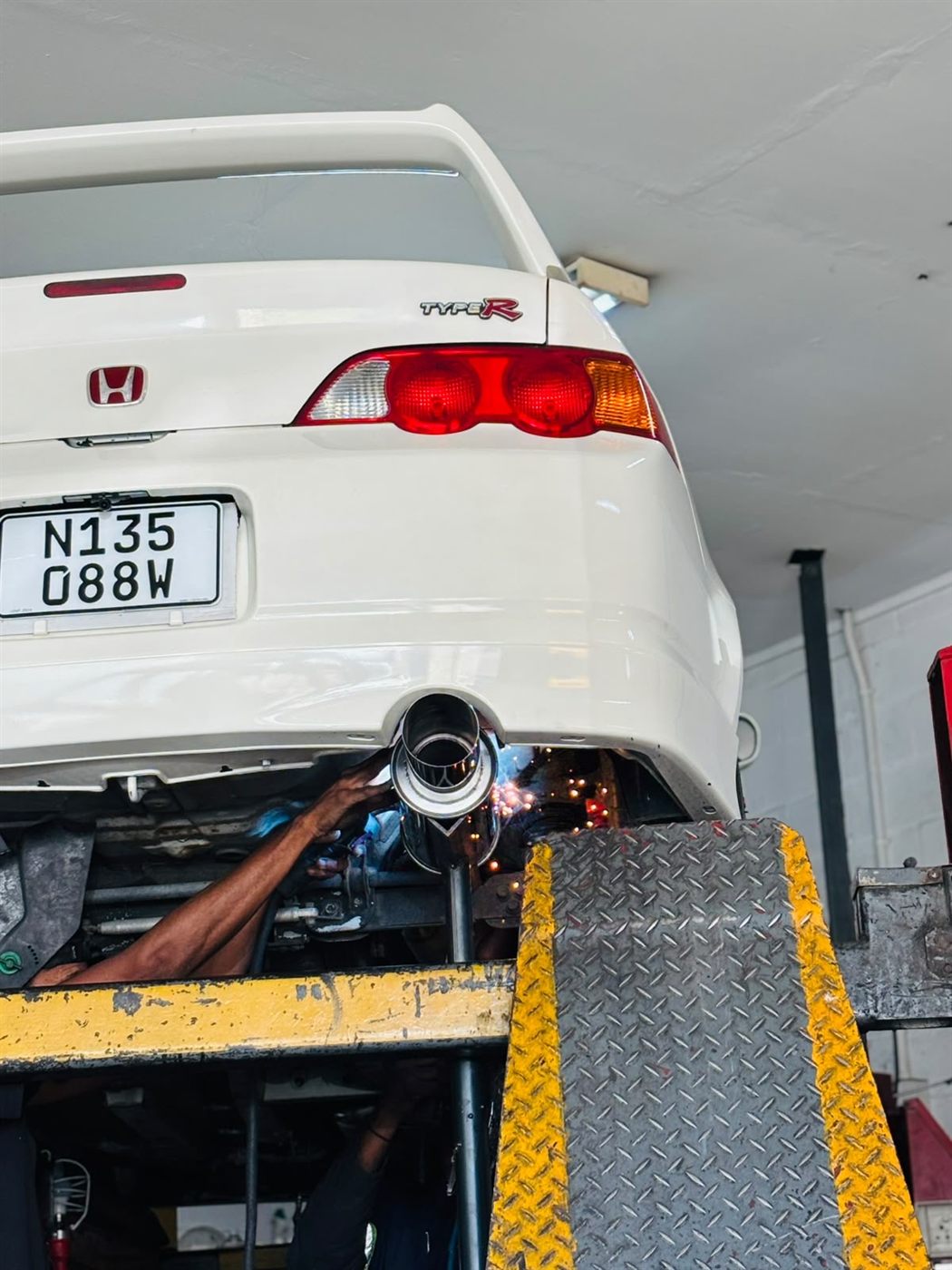 Honda Integra rear section on the lift